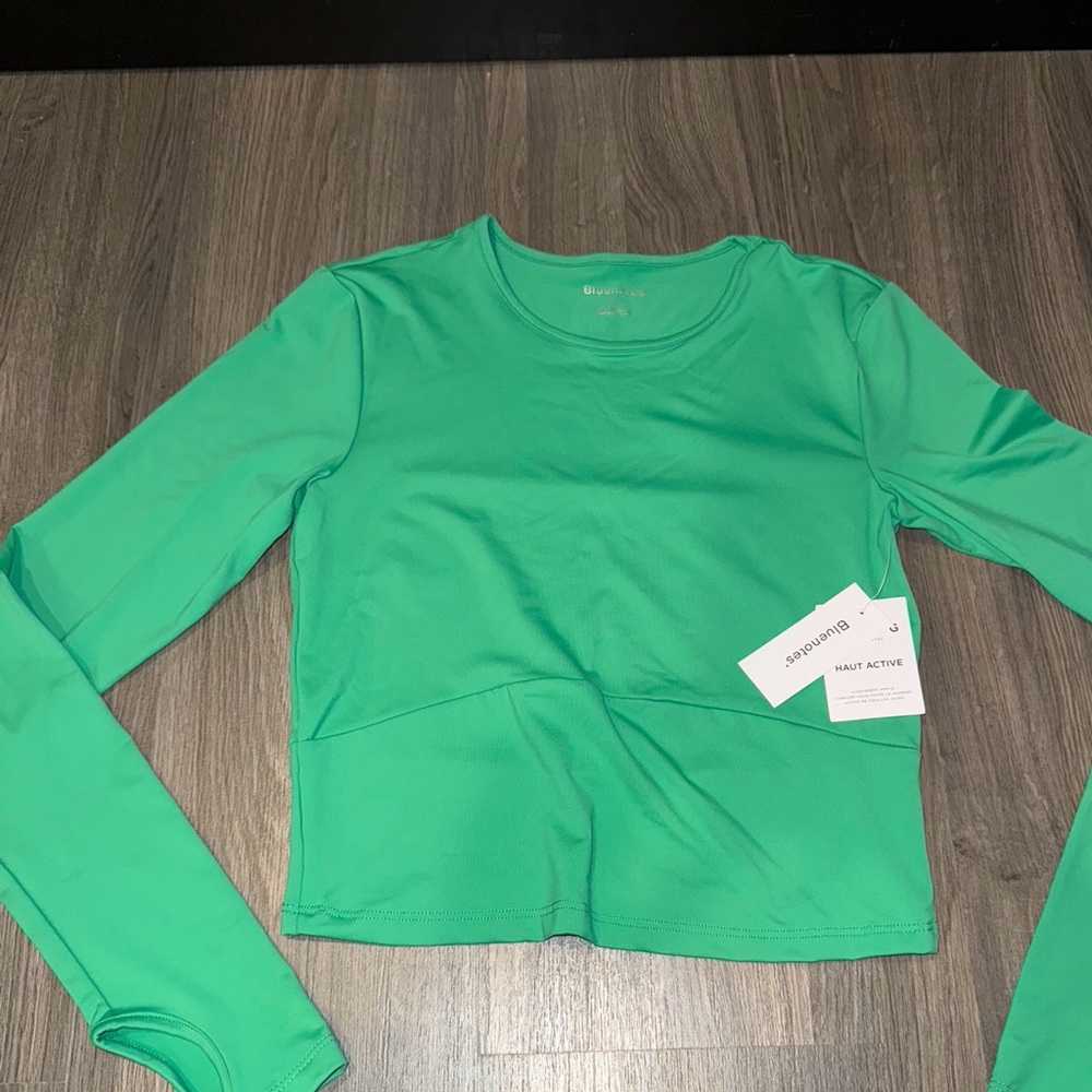 Green Long Sleeve Athletic Top blunotes nwt